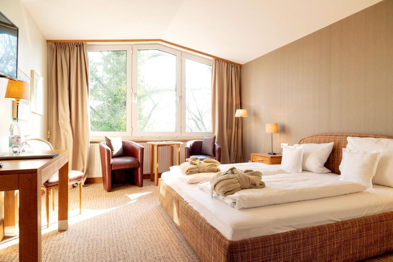 Waldhotel Tannenhaeuschen 베젤 외부 사진
