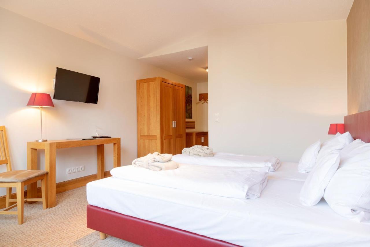 Waldhotel Tannenhaeuschen 베젤 외부 사진
