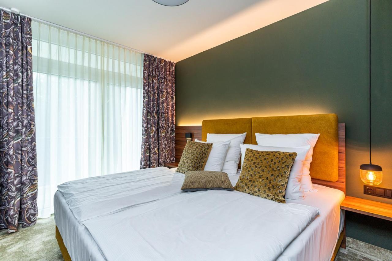 Waldhotel Tannenhaeuschen 베젤 외부 사진
