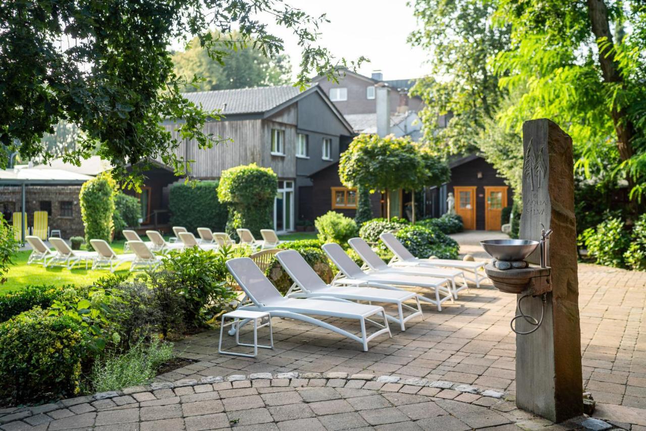 Waldhotel Tannenhaeuschen 베젤 외부 사진