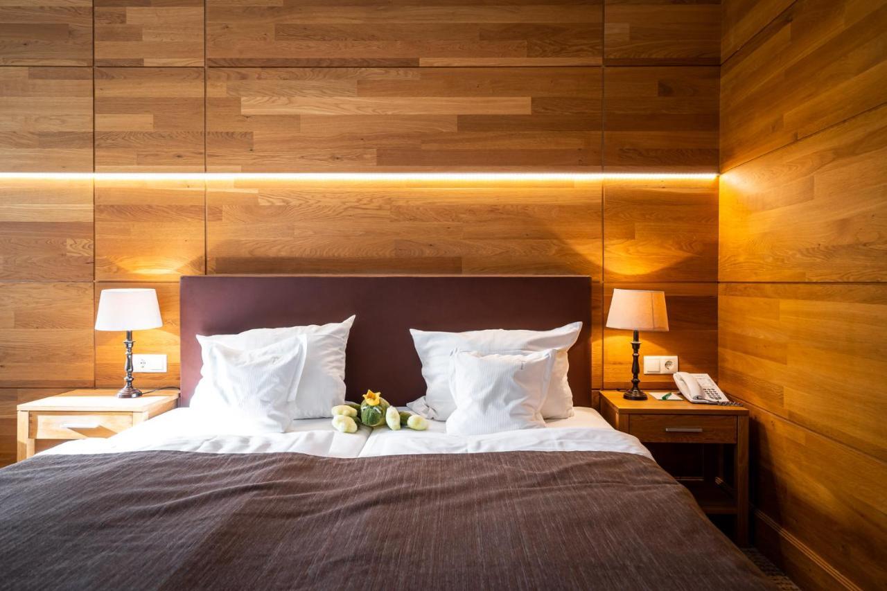 Waldhotel Tannenhaeuschen 베젤 외부 사진